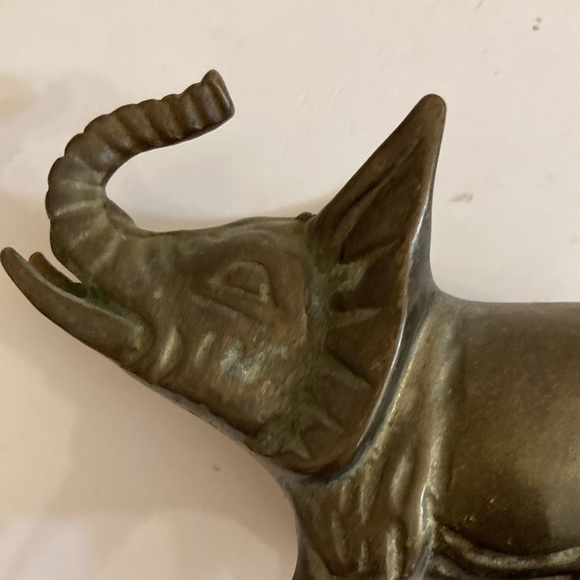 Vintage made in Taiwan solid brass elephant - Picture 7 of 11